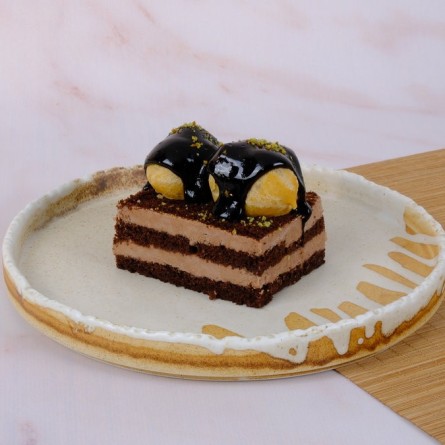 Çikolatalı Profiterollü Pasta