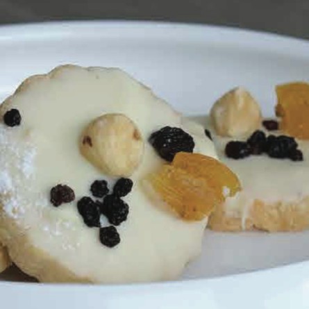 Beyaz Çikolatalı Kuruyemişli Kurabiye